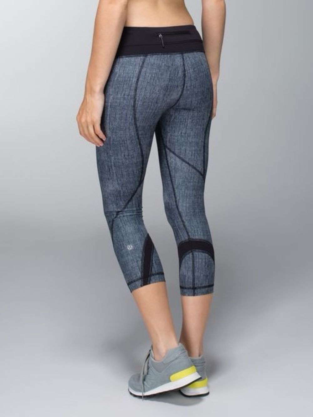 Lululemon Run: Inspire Crop II *All Luxtreme size 4